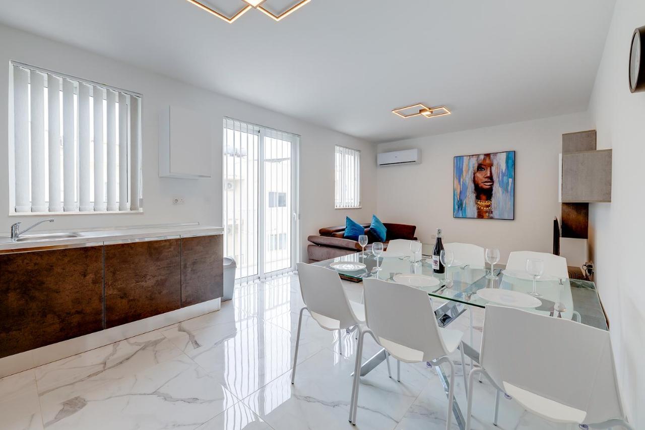 Stylish 2Br Apartment In Central St Julians Saint Julian's Luaran gambar