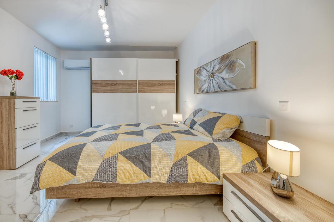 Stylish 2Br Apartment In Central St Julians Saint Julian's Luaran gambar