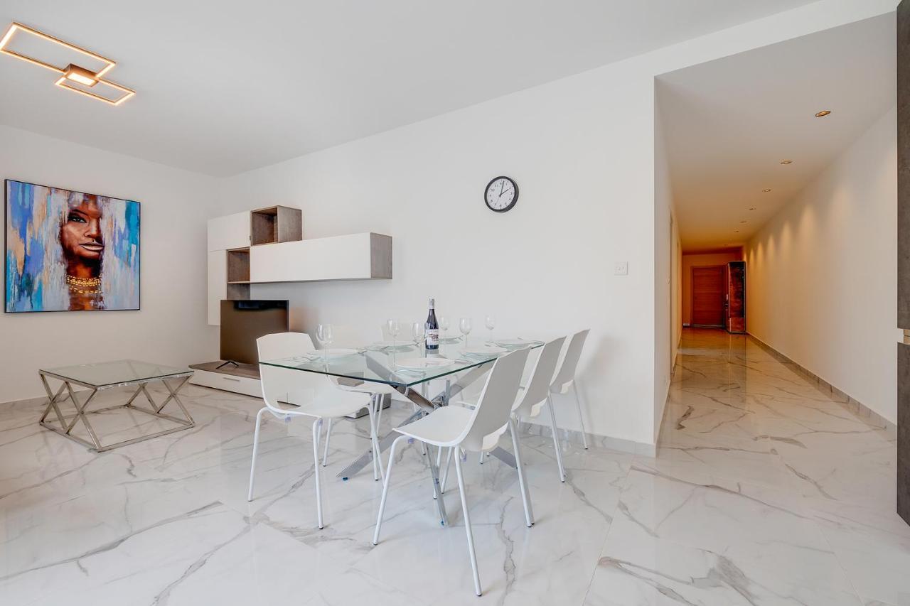 Stylish 2Br Apartment In Central St Julians Saint Julian's Luaran gambar